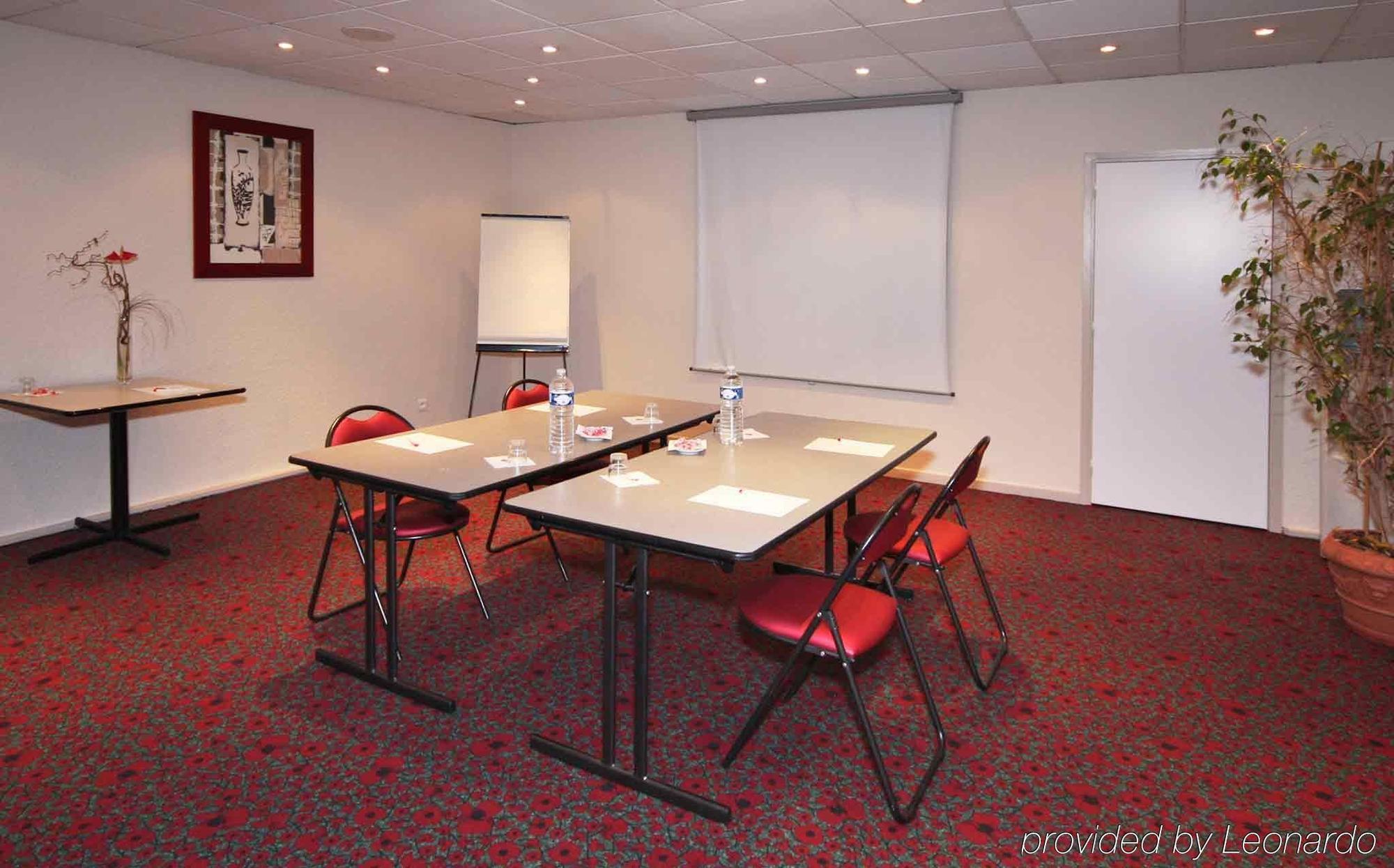Ibis Clermont Ferrand Sud Herbet Eksteriør bilde